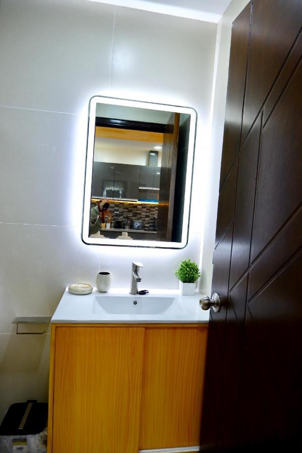 Cozy Entire Condo Unit With Pool Access Angeles Exterior foto